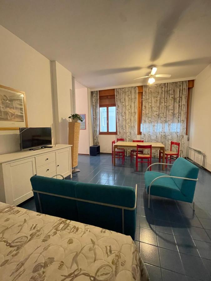 Condominio Union -Walterigato Apartments- Solo Per Famiglie- Lido di Jesolo Kültér fotó