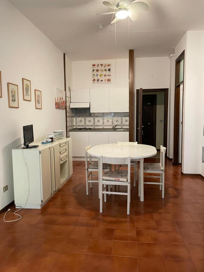 Condominio Union -Walterigato Apartments- Solo Per Famiglie- Lido di Jesolo Kültér fotó